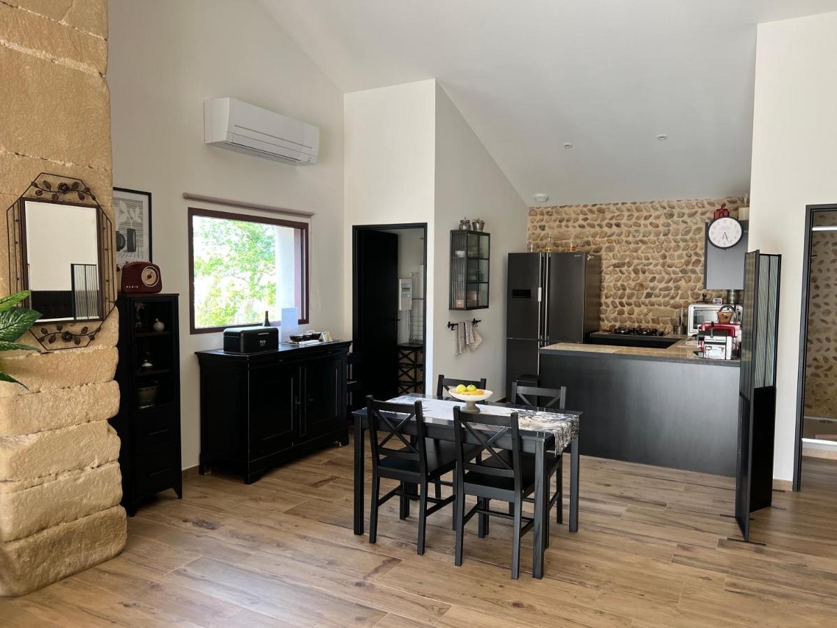 Le Vieux Platane Villa Malissard Exteriör bild
